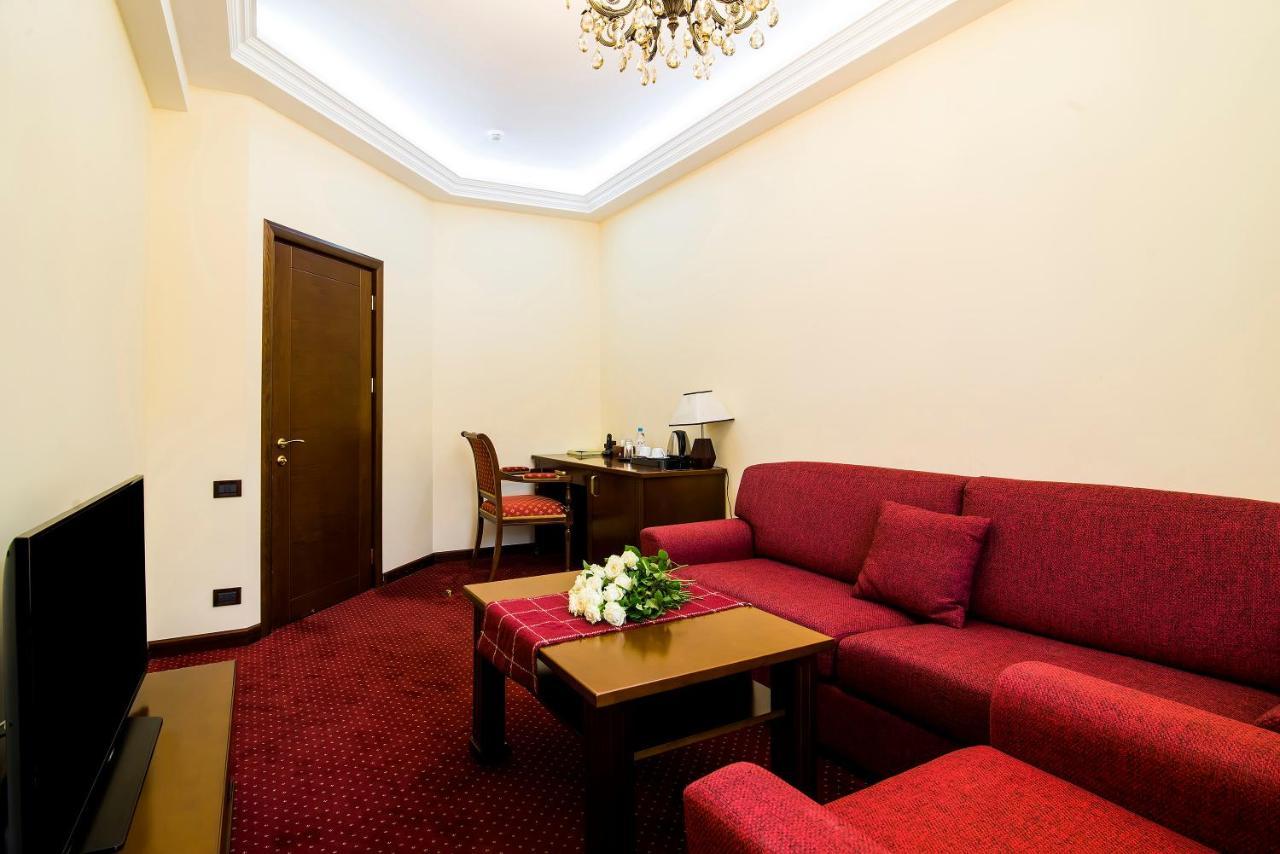 Elegant Hotel & Resort Cahkadzor Kültér fotó